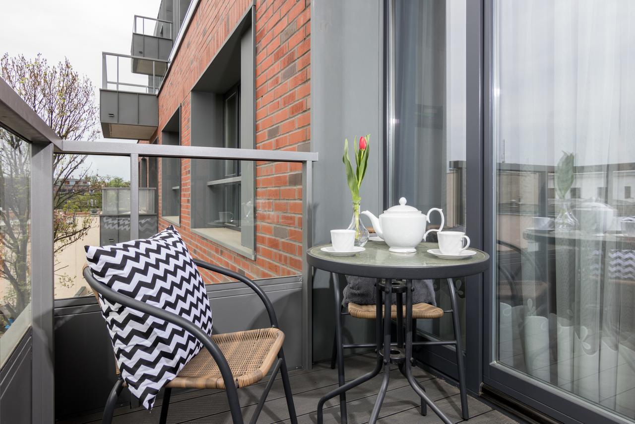 Wawrzynca Apartment With Parking Krakkó Kültér fotó
